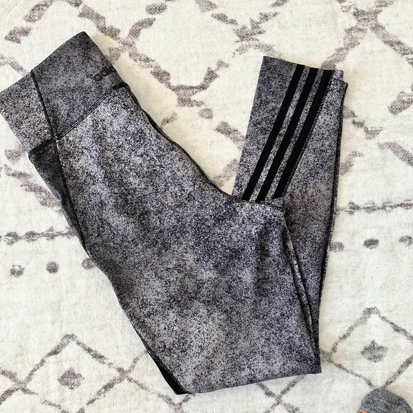 Adidas | NWT Feel Brilliant High Rise Gray Leggings - Picture 14 of 14